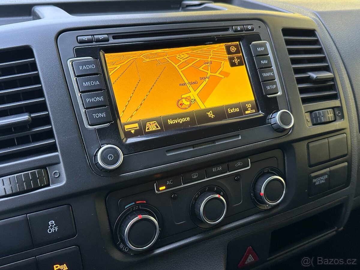 Volkswagen MULTIVAN 2.0TDI 103kW 7.Míst r.v.2009 - 13