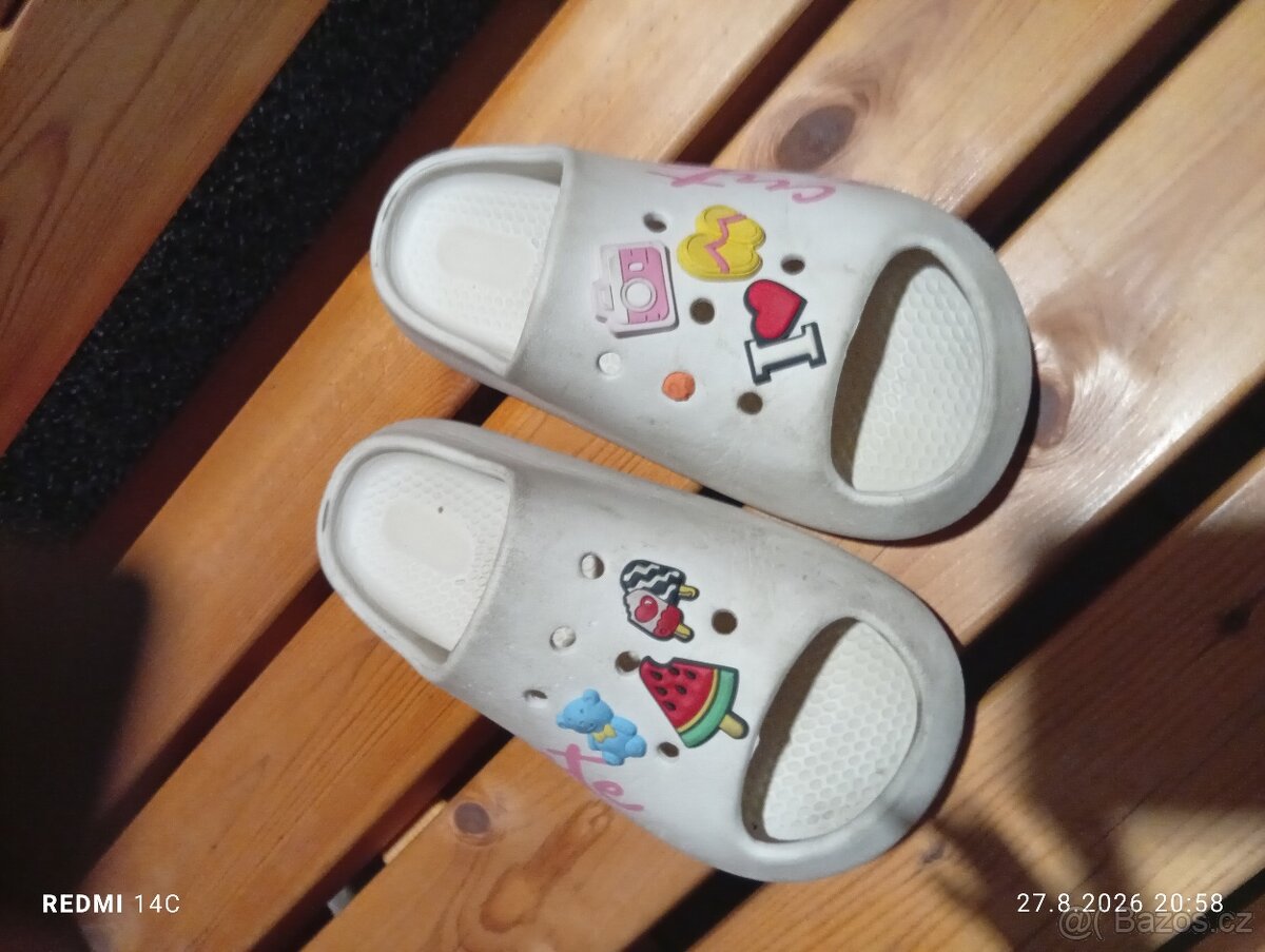 Nabízím více botasek Nike , Adidas - 13