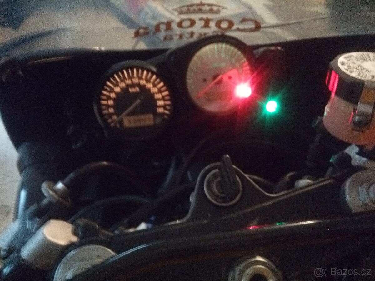 SUZUKI GSX-R 600 SRAD - 13