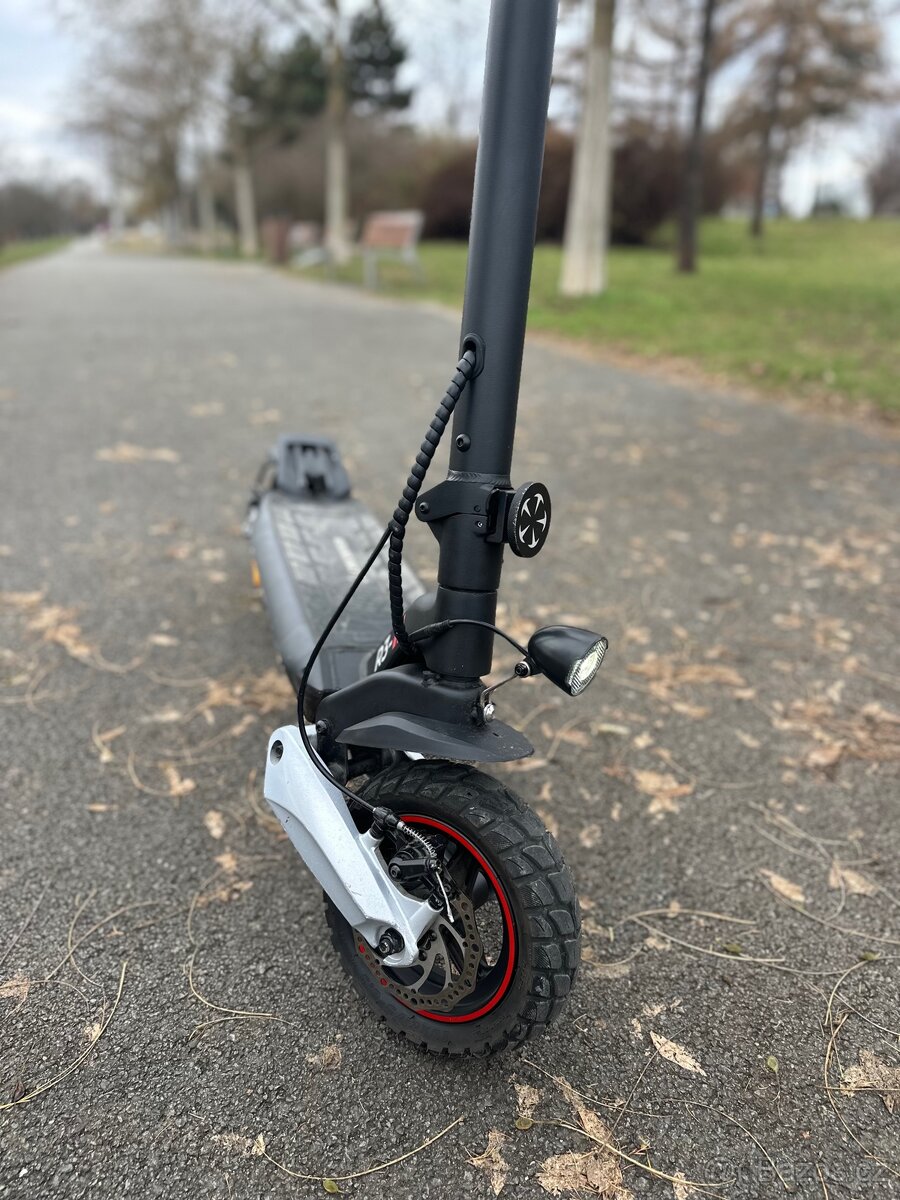 elektrokoloběžka CIRCOOTER - 13