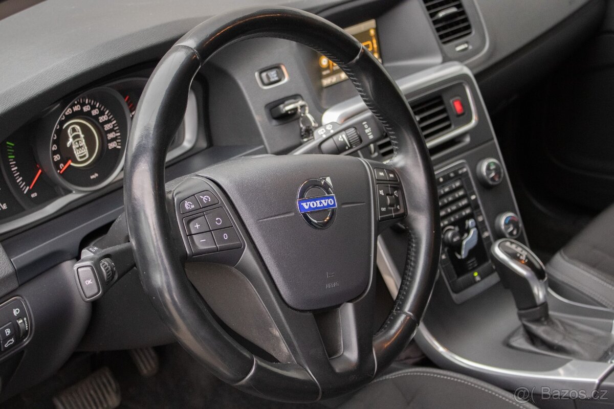 Volvo V60 1.6D Combi 2013 - 13
