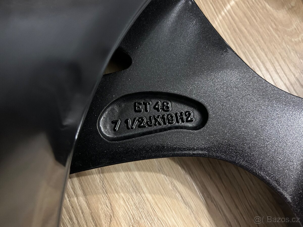 Originální alu kola R19 Škoda Octavia RS - 13