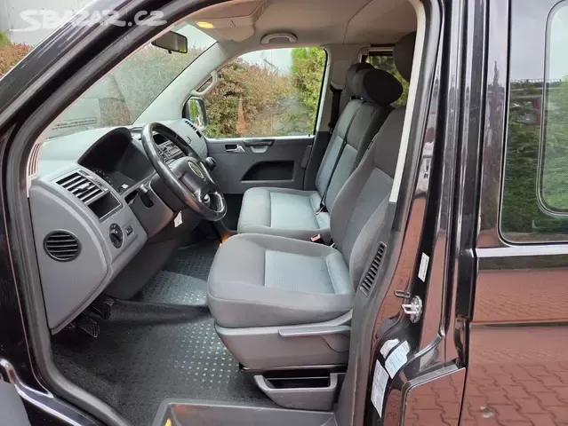 VW Caravelle 1.9TDI 77kW,1.maj.165tis.km,9.míst,tažné,servis - 13