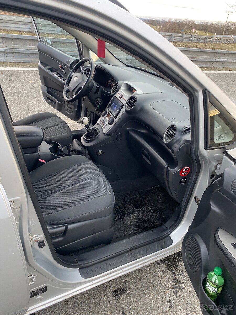 Kia Carens 2.0 CRDi 103 kW - 13