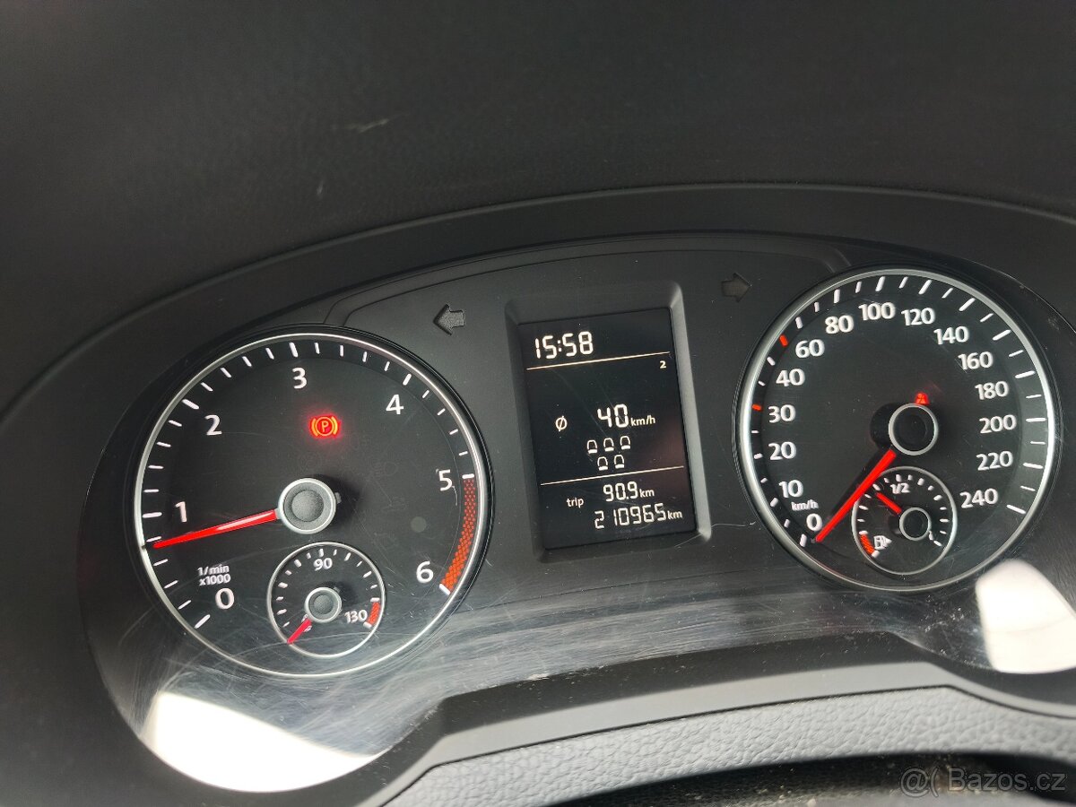 Seat Alhambra 2,0 TDi rok 2011 7míst - 13