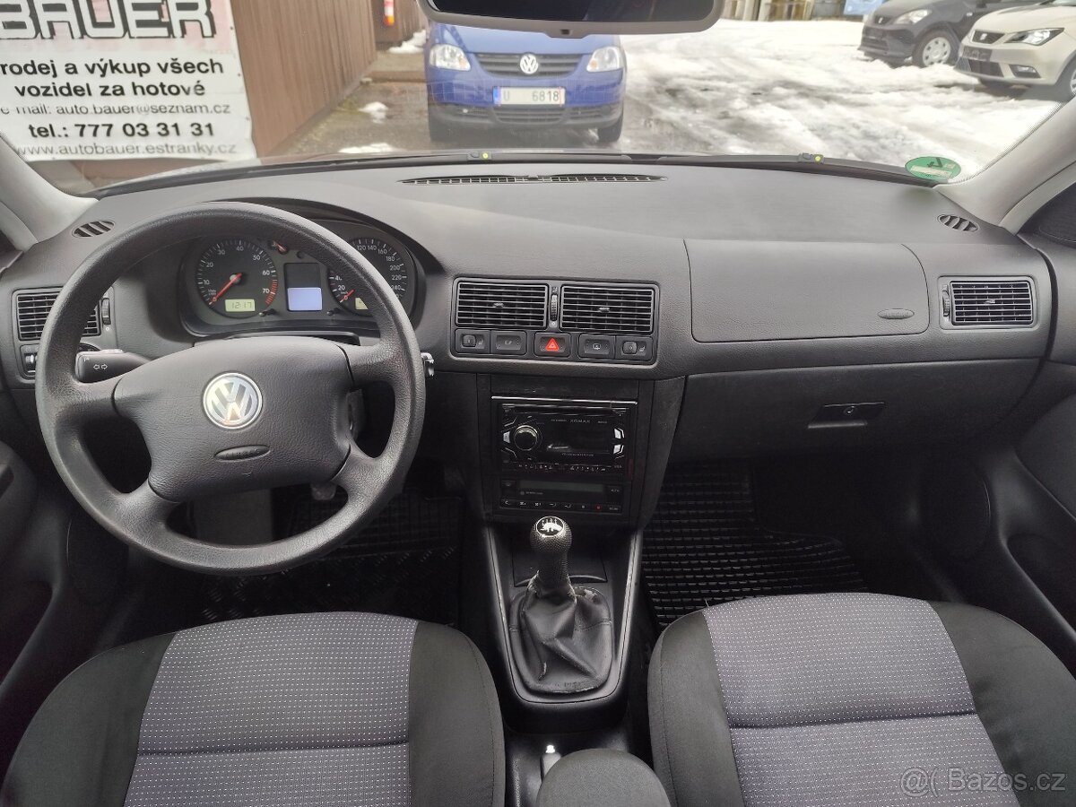 VW Golf IV Variant 1.6,16V,77kw.R.V.2/2003.Km 231 300 - 13