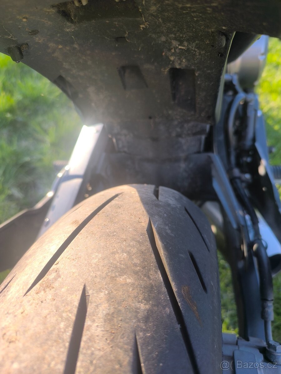 Yamaha XJ6 2009 - 13