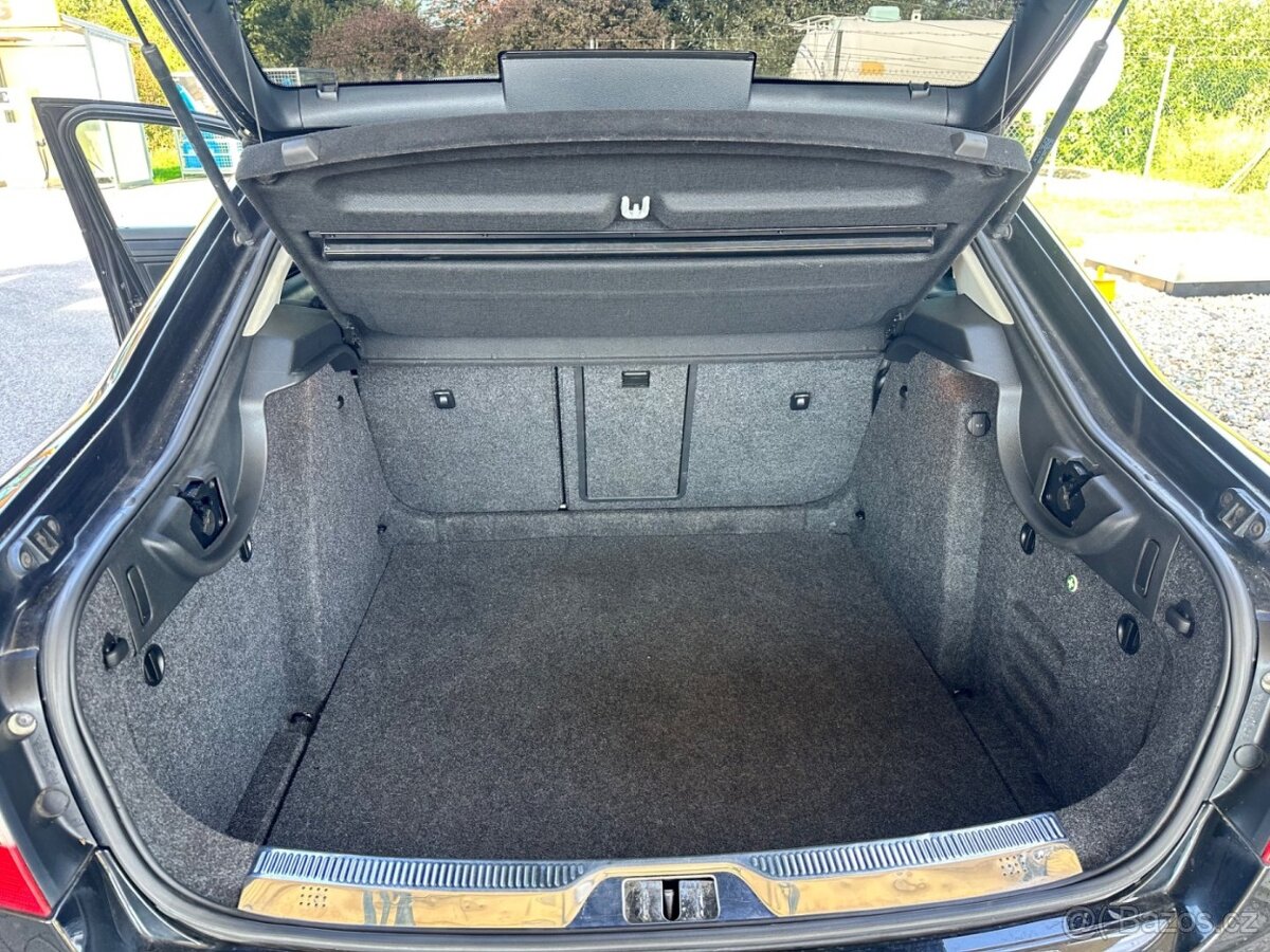 Škoda Superb 2.0TDi NAVI,MOC PĚKNÝ STAV - 13