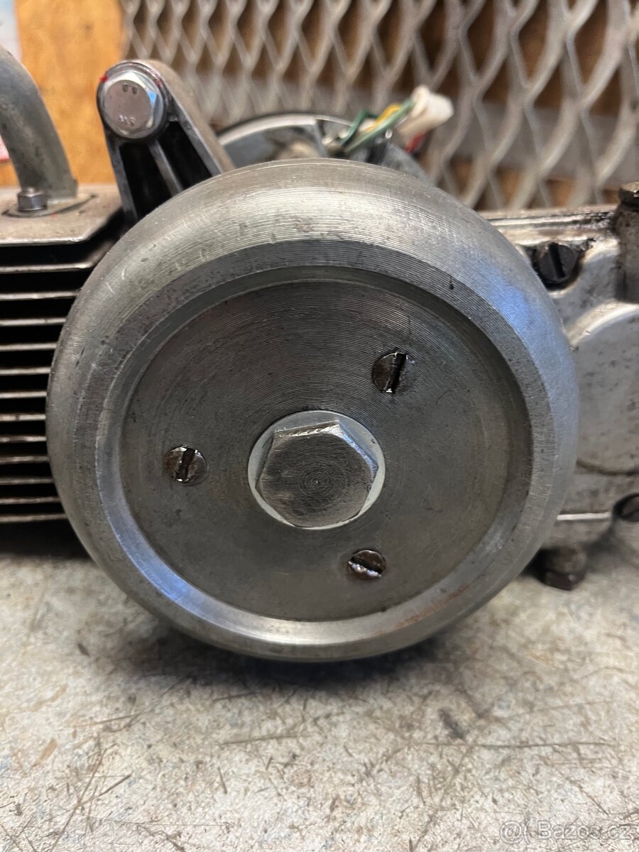 Motor babetta 228 - 13