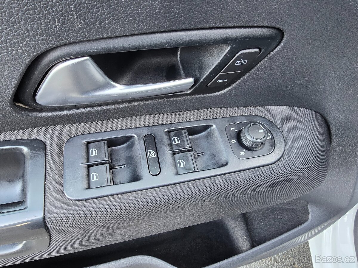 VW AMAROK 3,0TDI V6 150kW 4x4 DSG 2020 COMFORT TAŽNÉ ČR -DPH - 13
