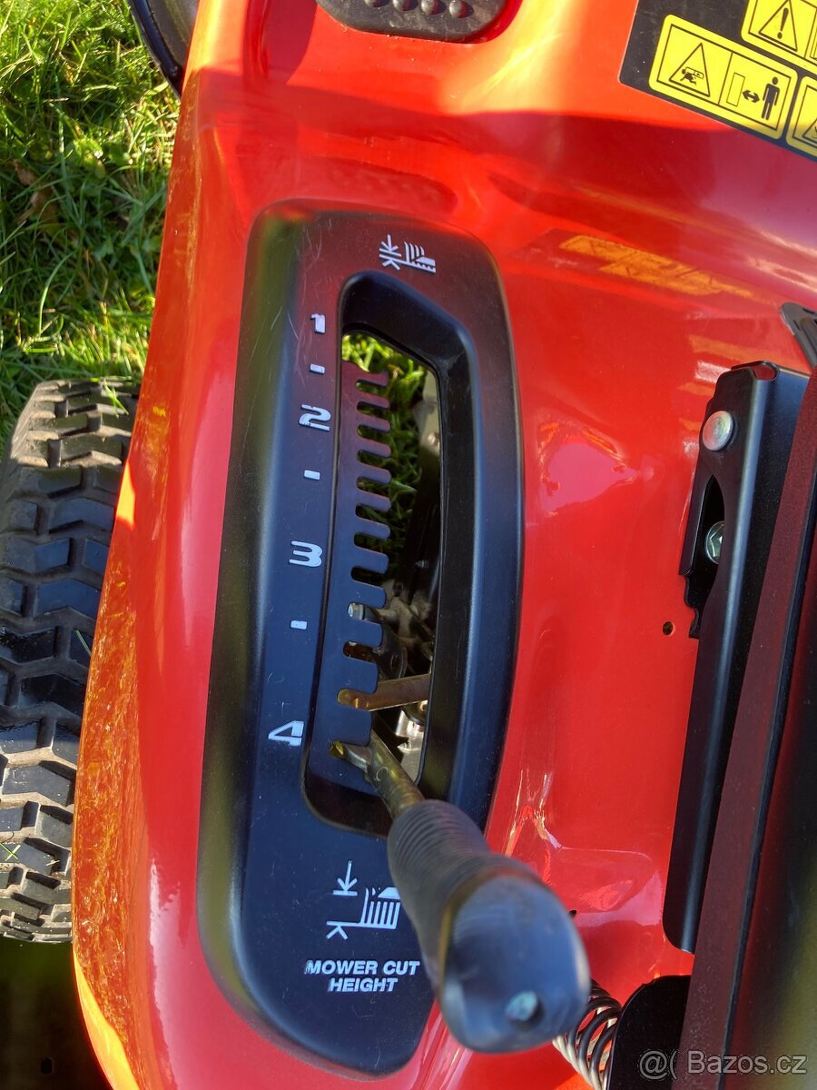 Zahradní traktor Sabo 92 HB ( John Deere X 165R) - 13