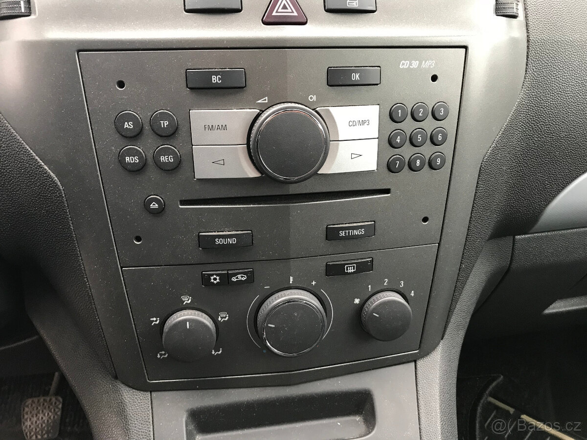 Opel Zafira 1,8 16V 2007 - pouze díly - 13