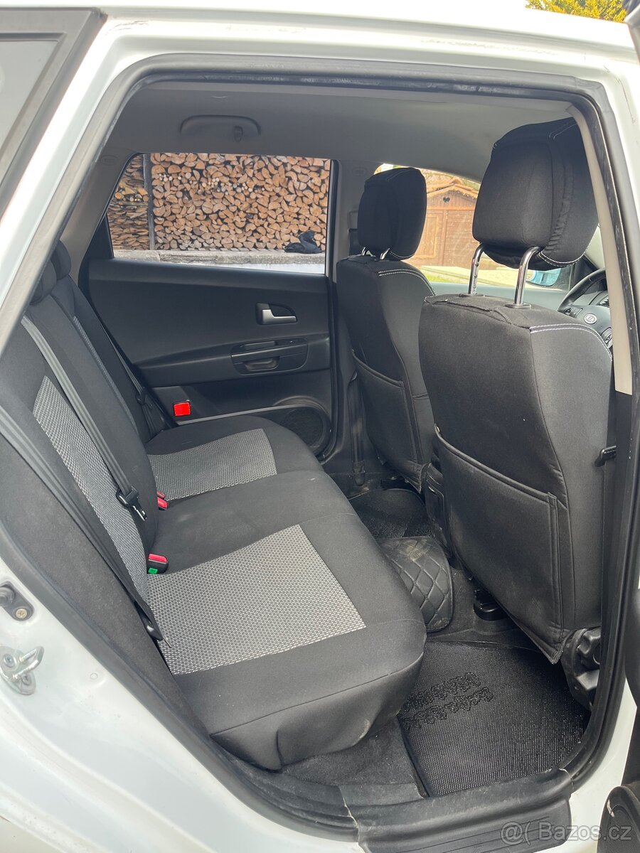 KIA Cee’d 1.4 - 13