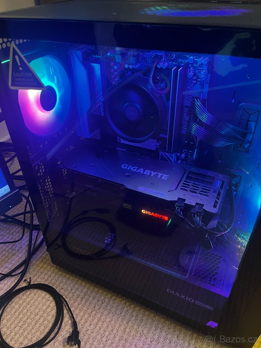 Prodám herní počítač + LCD 34“ a 22“ - 13
