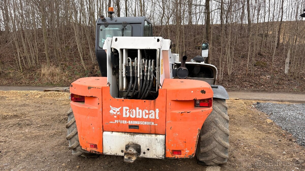 Teleskopický manipulátor BOBCAT T40 170 - 13