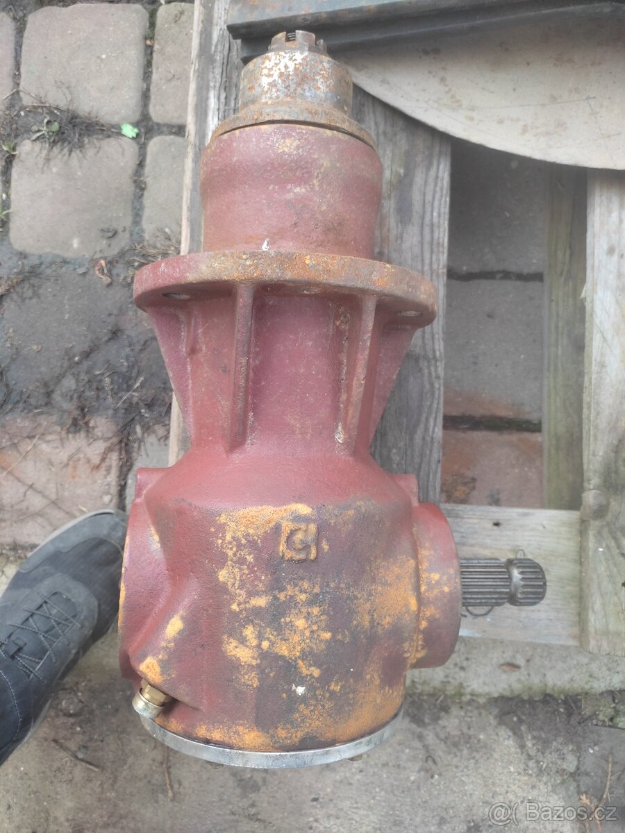 PLOŠNÝ MULČOVAČ SAUERBURGER 4,7m - 13