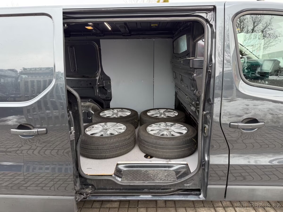 Renault Trafficc 2,0 DCI - 13