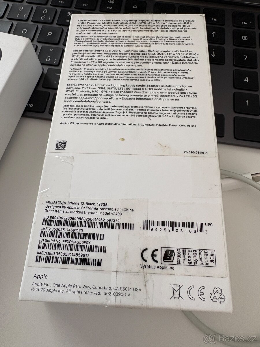 iPhone 12 128GB černý - 13