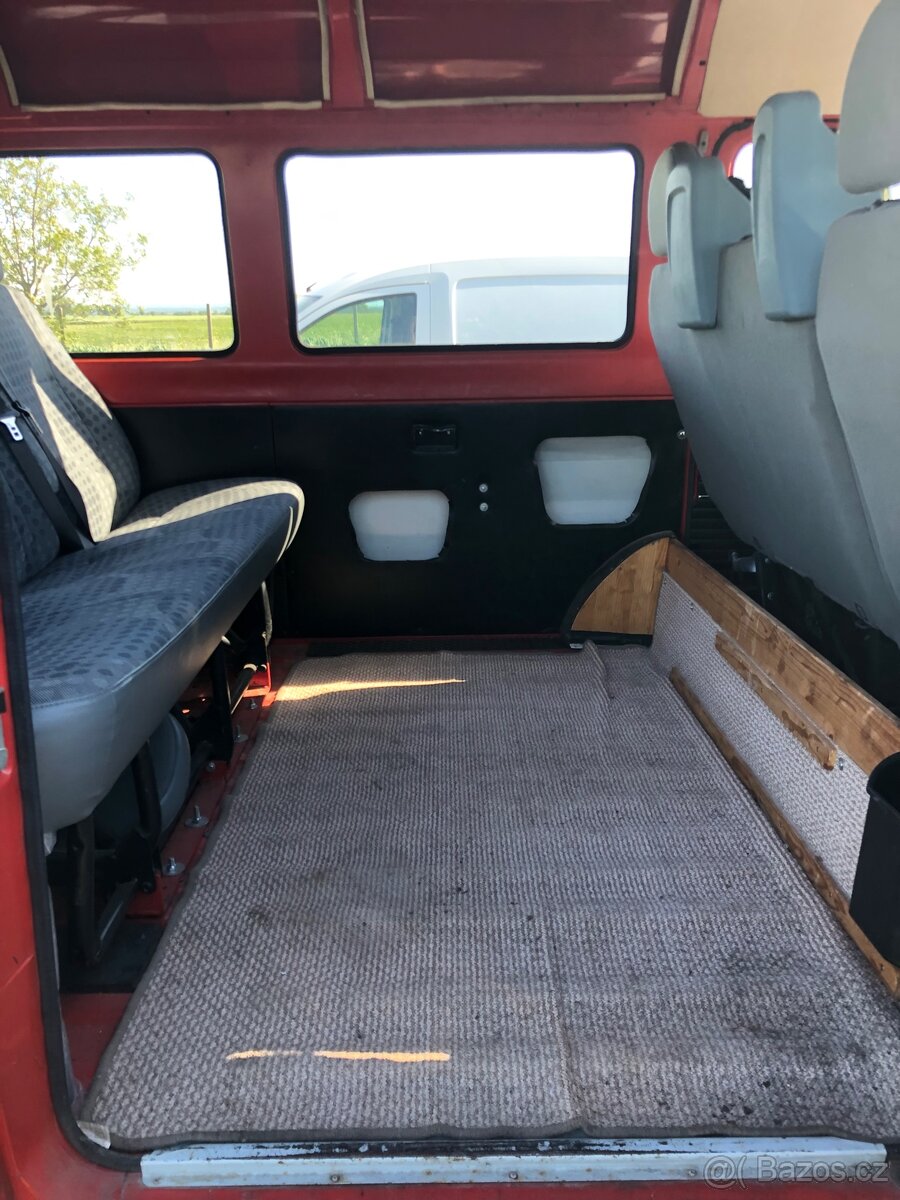 Ford Transit MK1 - 13
