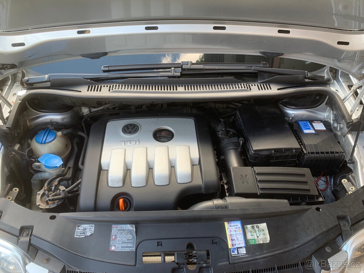 VW Touran 2.0 tdi DSG Highline - 13