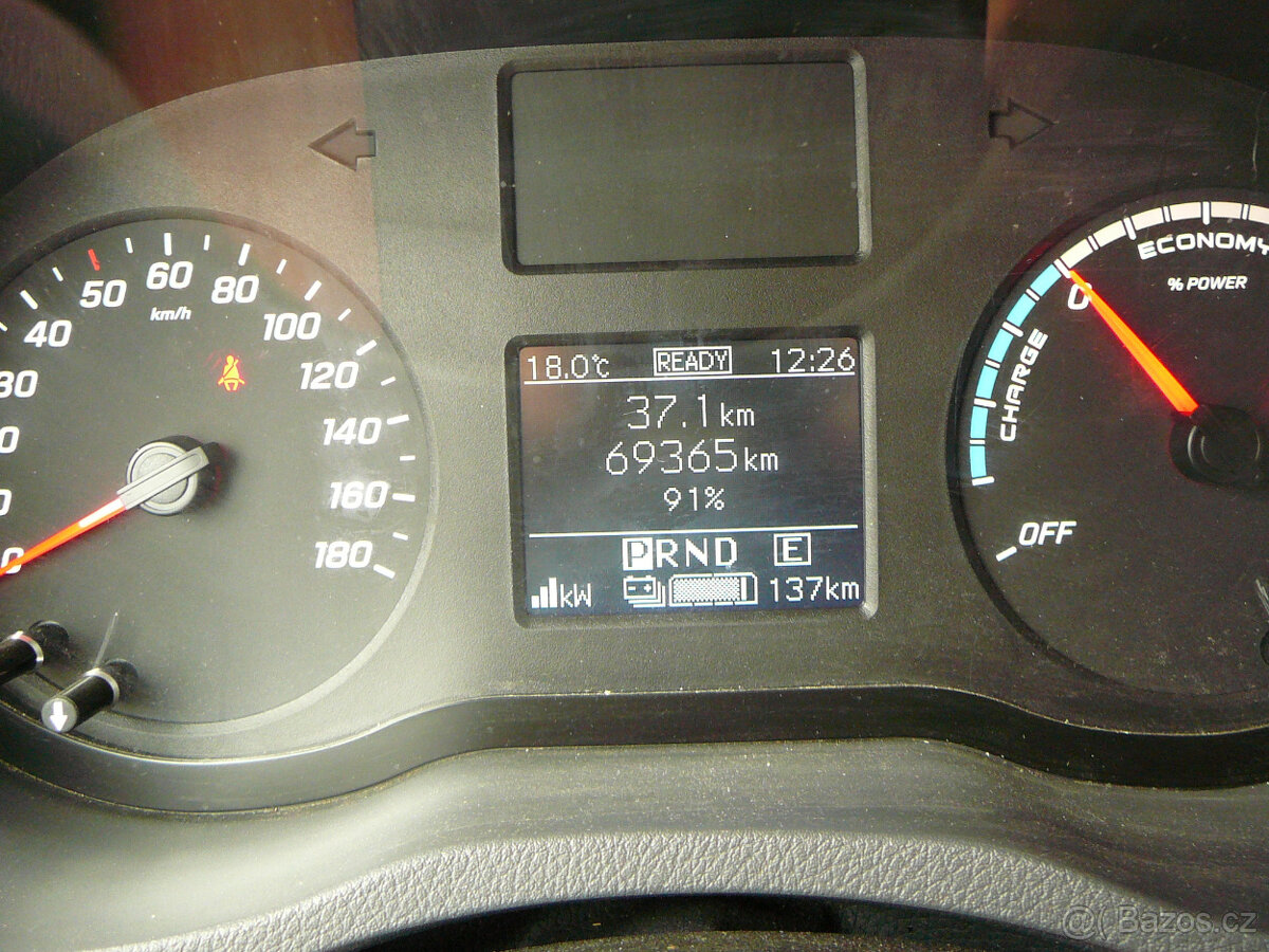 Mercedes Benz Sprinter elektrický - 13