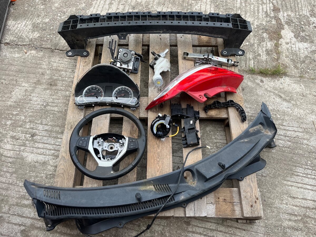 Suzuki swift mk7 k12b řízení kat klima alternátor poloosa - 13