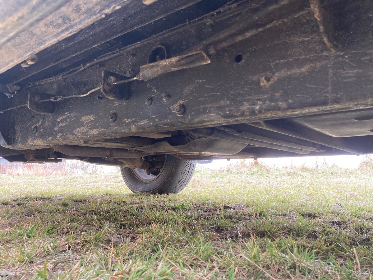 GMC Yukon 5.7 V8 LPG 4x4 - 13