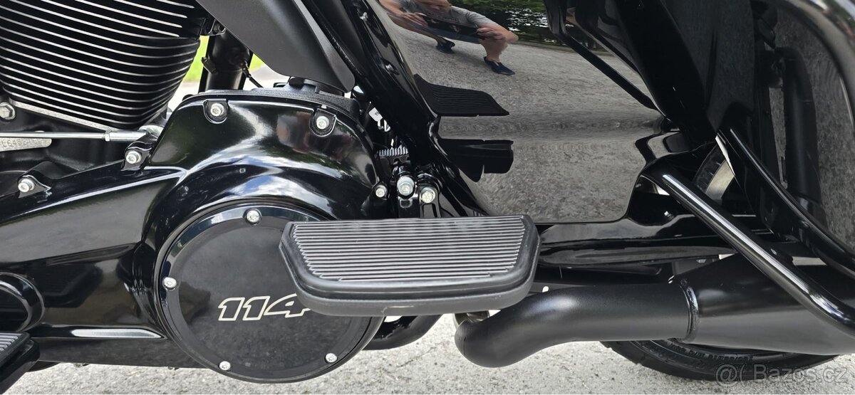 Harley Davidson Electra Glide Limited 2020 - 13