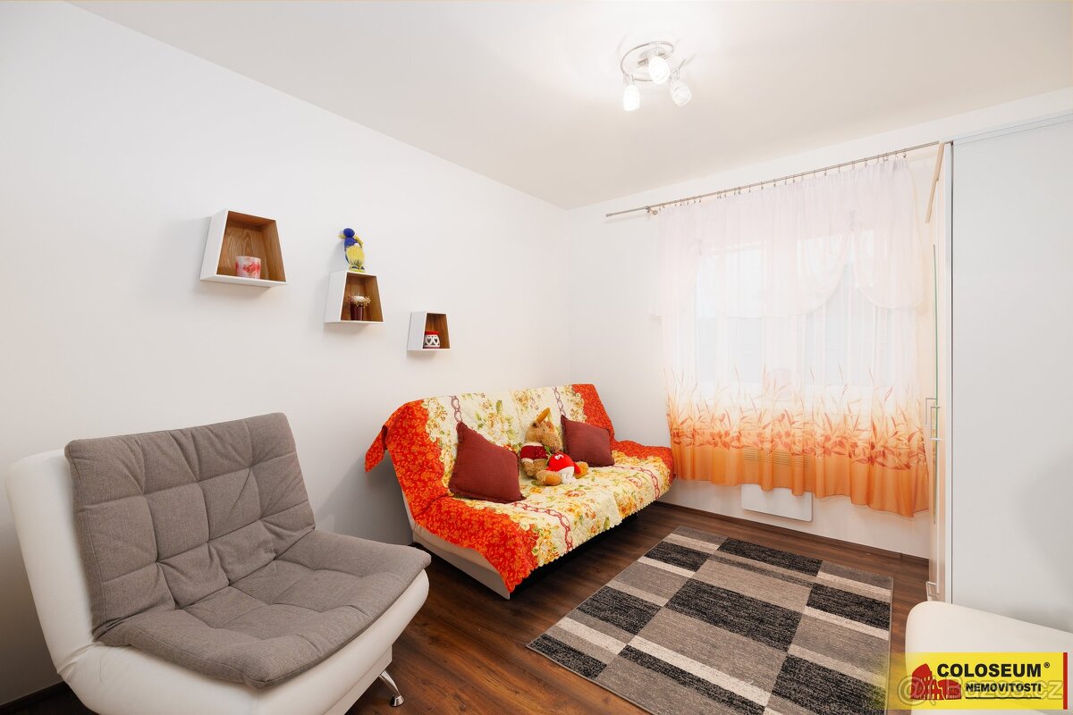 Břežany u Znojma, RD 4+kk, dřevostavba, terasa, zahrada, krb - 13