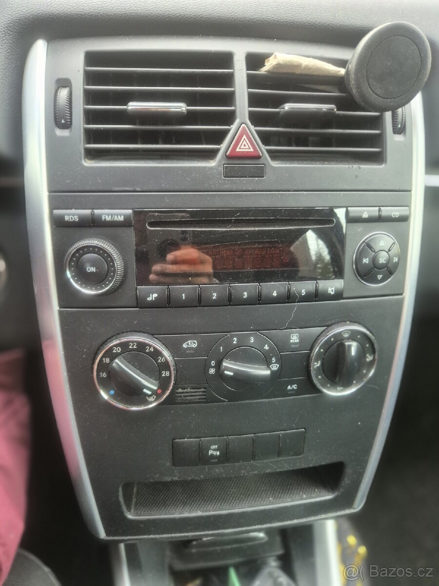 Mercedes B180 cdi - 13