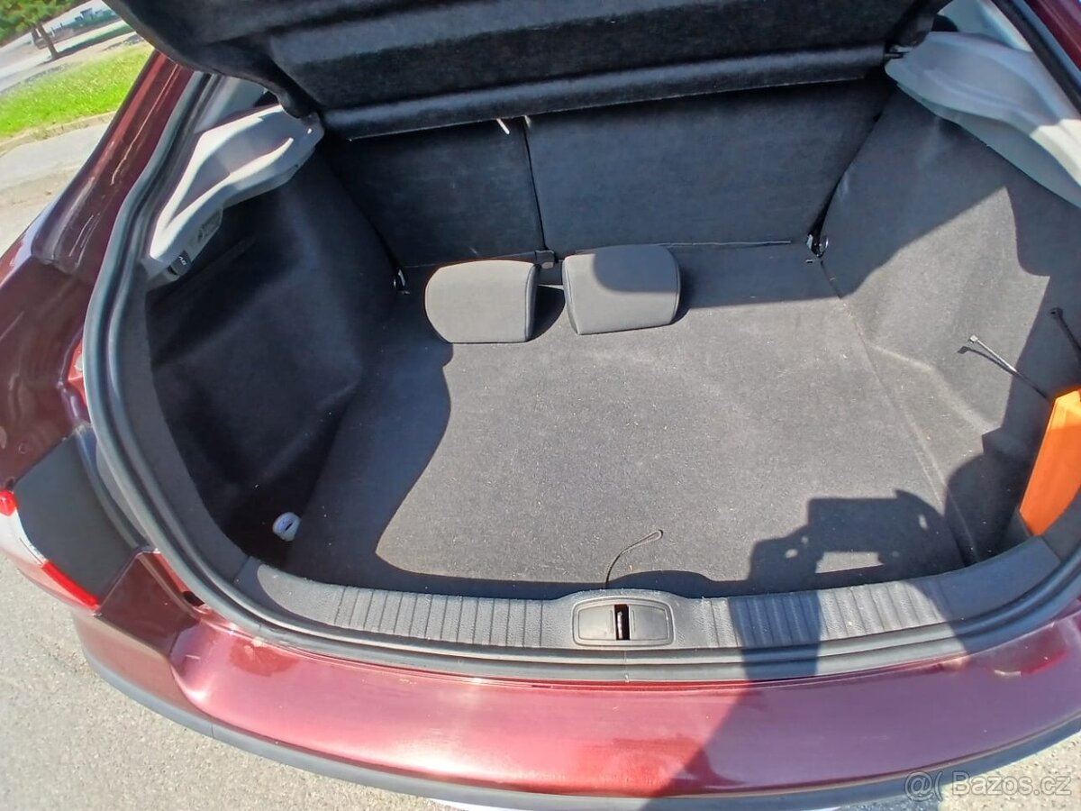 Laguna 1.6 Liftback - 13