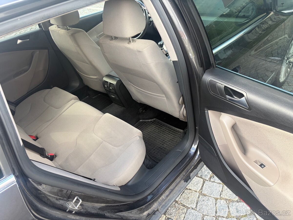 VW PASSAT 2.0 TDI 103 KW - 13