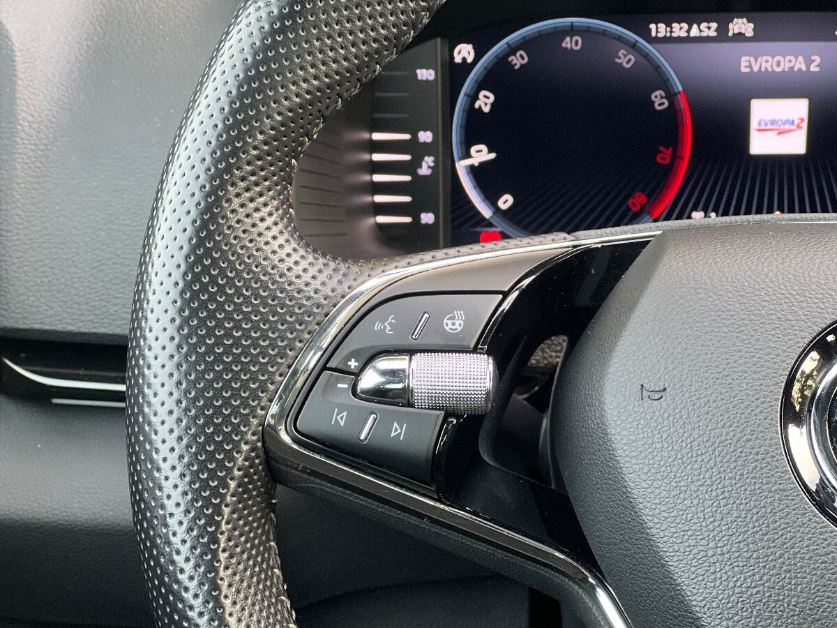 Škoda Karoq 1.5 TSI 110Kw SPORTLINE Virtuál M2023 - ZÁRUKA - 13