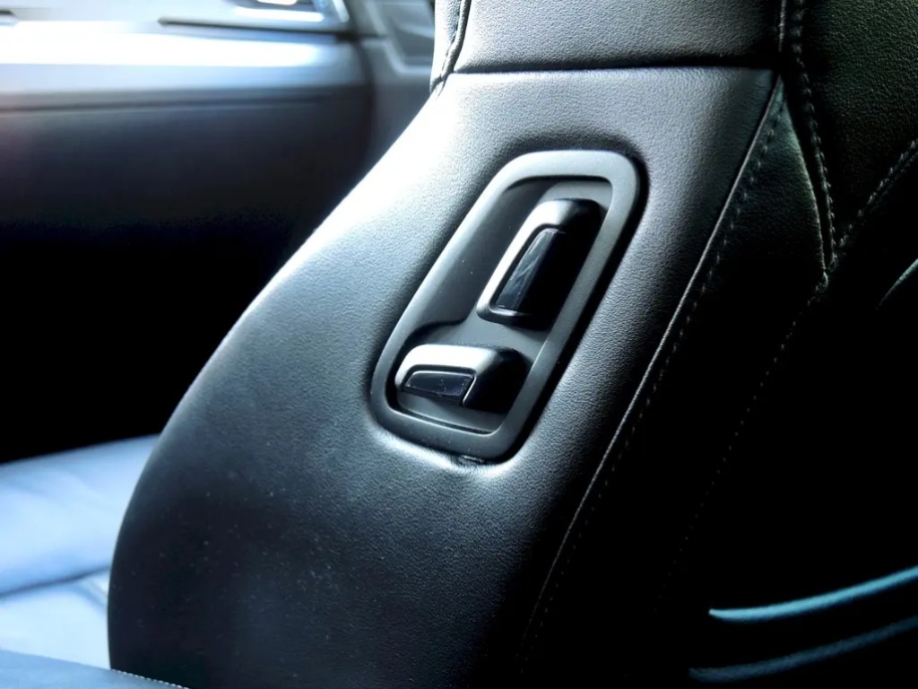 Škoda Superb, combi 1.6TDI 88kW Style - 13