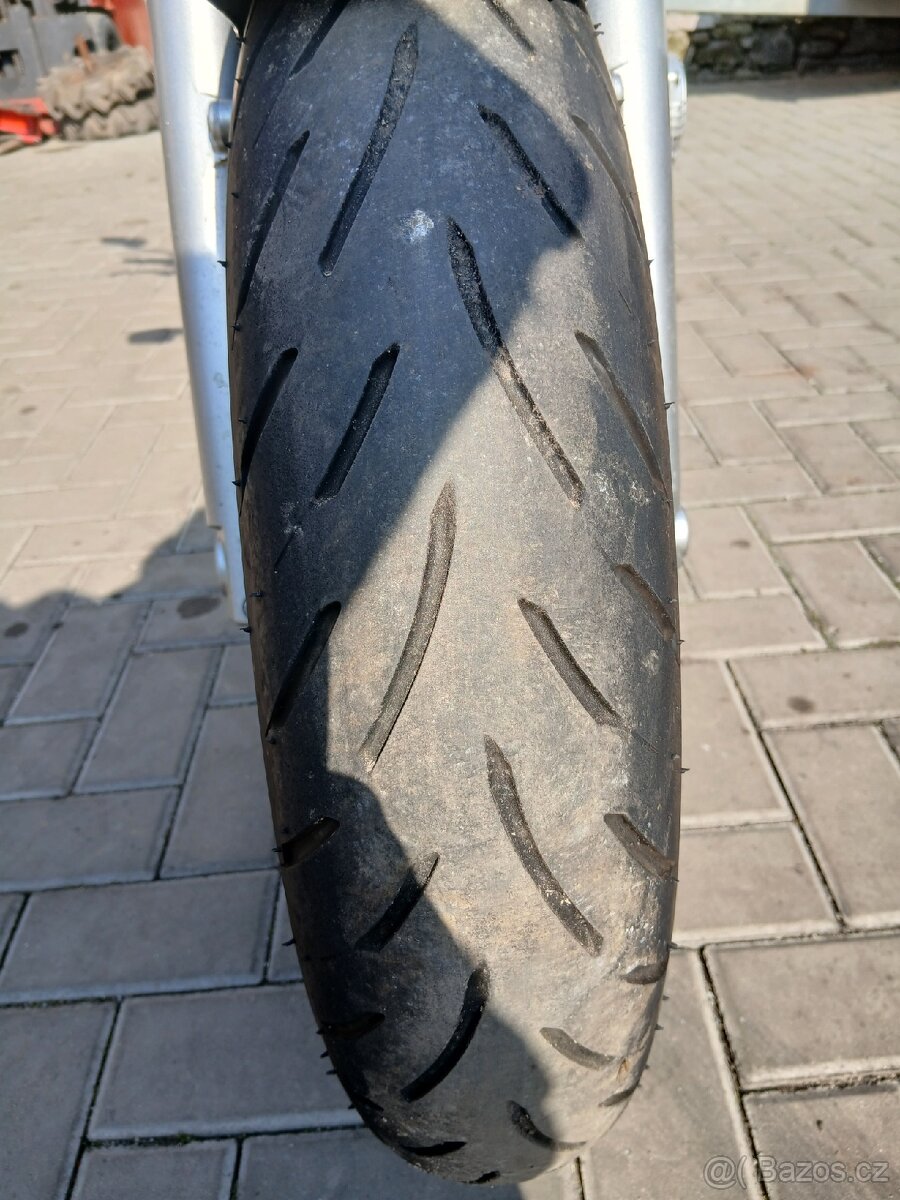 Yamaha xjr 1300 - 13