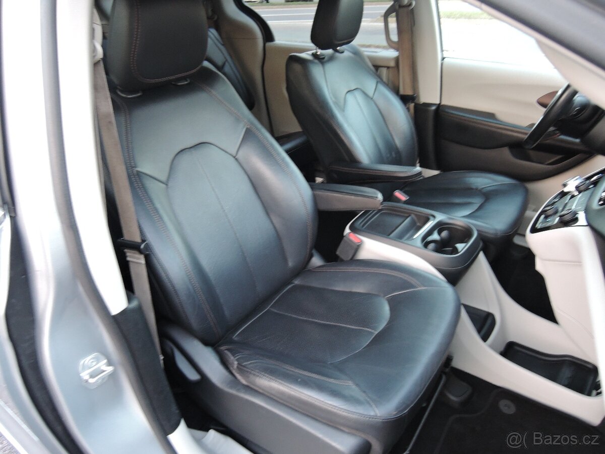 Chrysler Pacifica, 3,6 V6 Aut. StownGo Kůže 7míst - 13