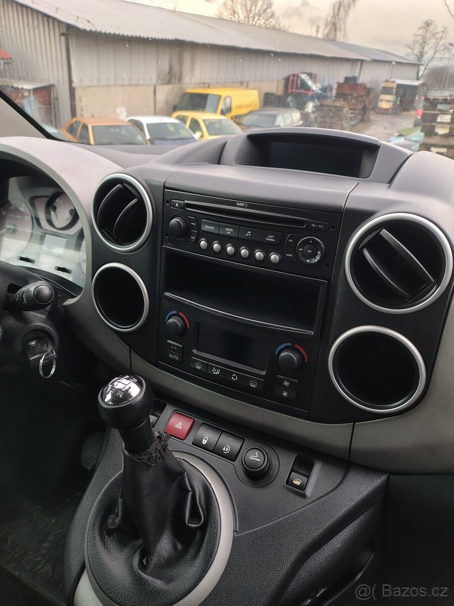 Citeoen Berlingo 1,6hdi r.v.2010 - 13