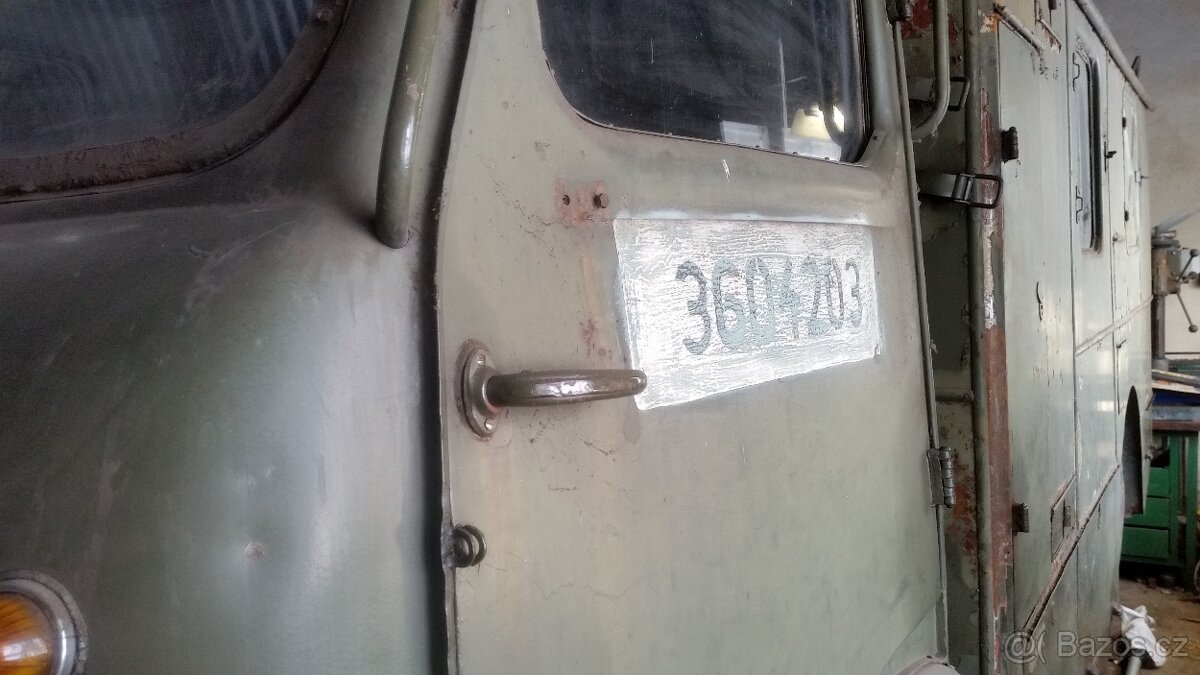 Prodám Tatra 805 - 13