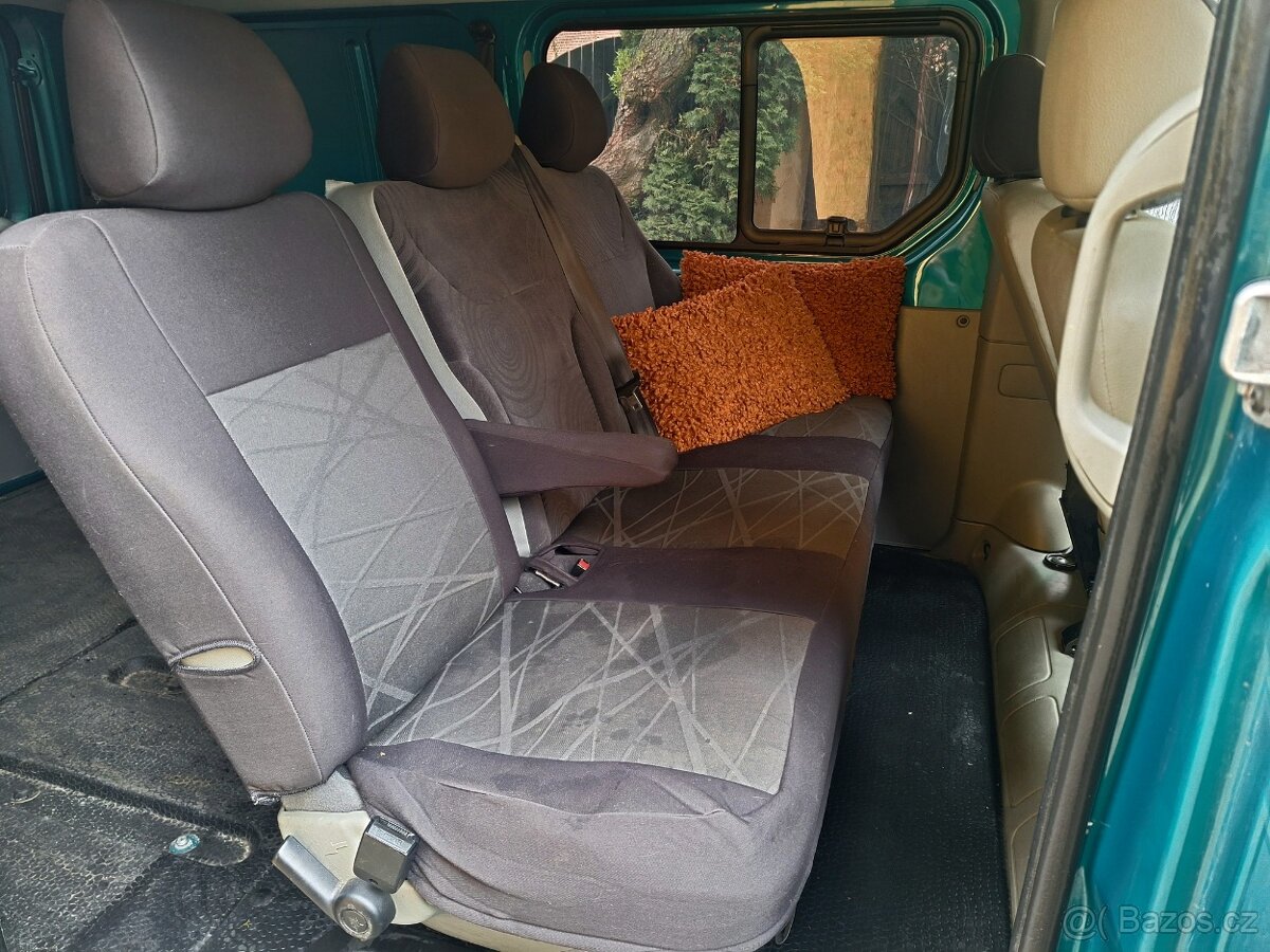Renault Trafic 2.0 85KW - 13