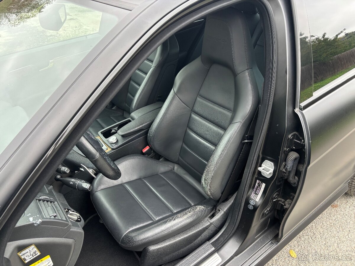 Mercedes Benz C63 - 13