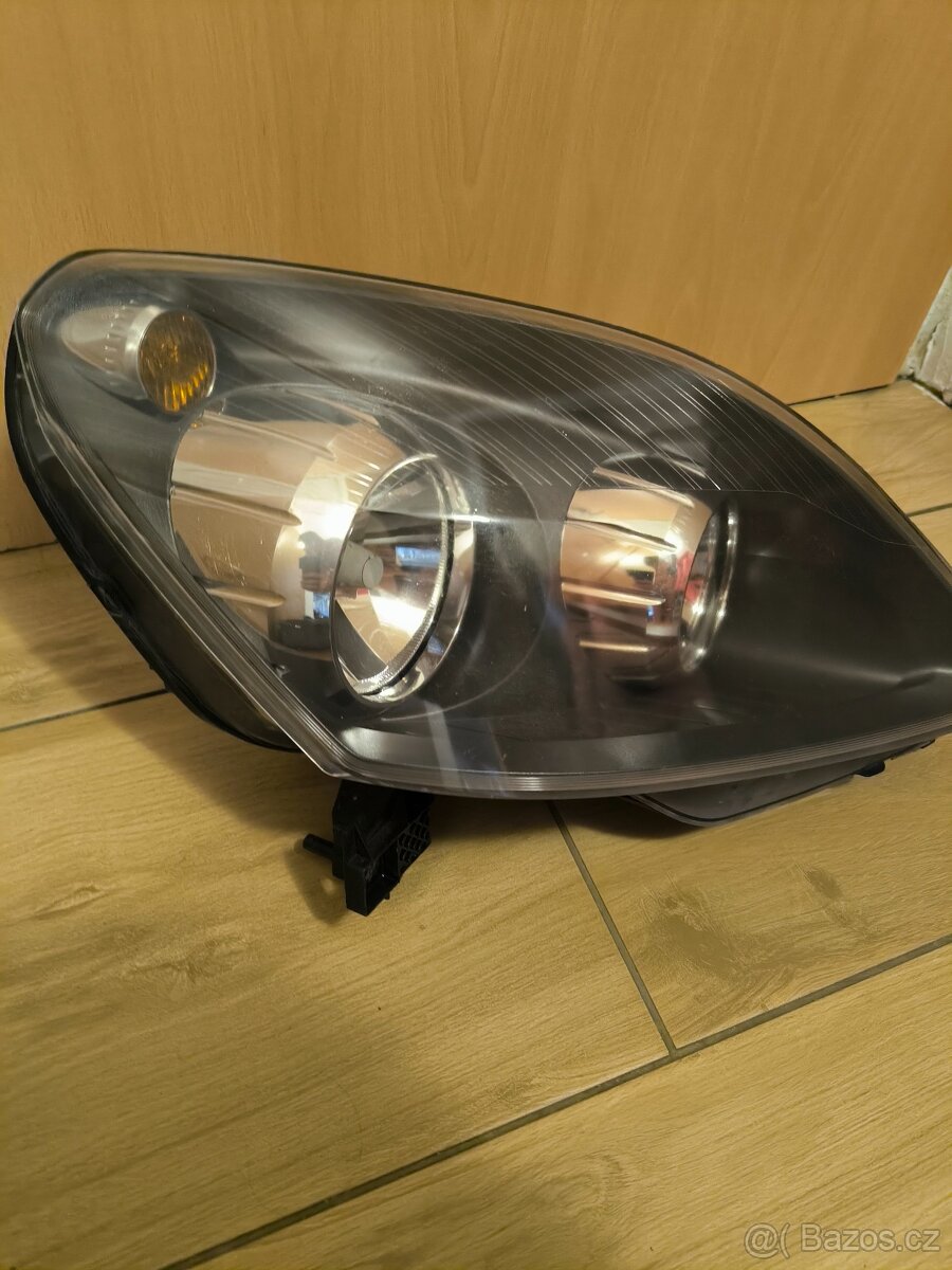 Originál světlo Zafira B - 13