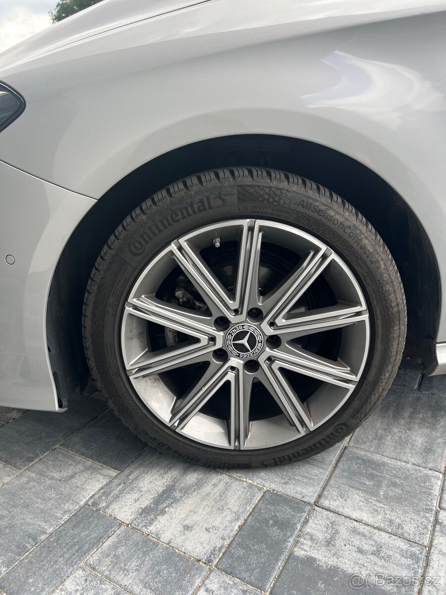 Mercedes-Benz B180d - 13