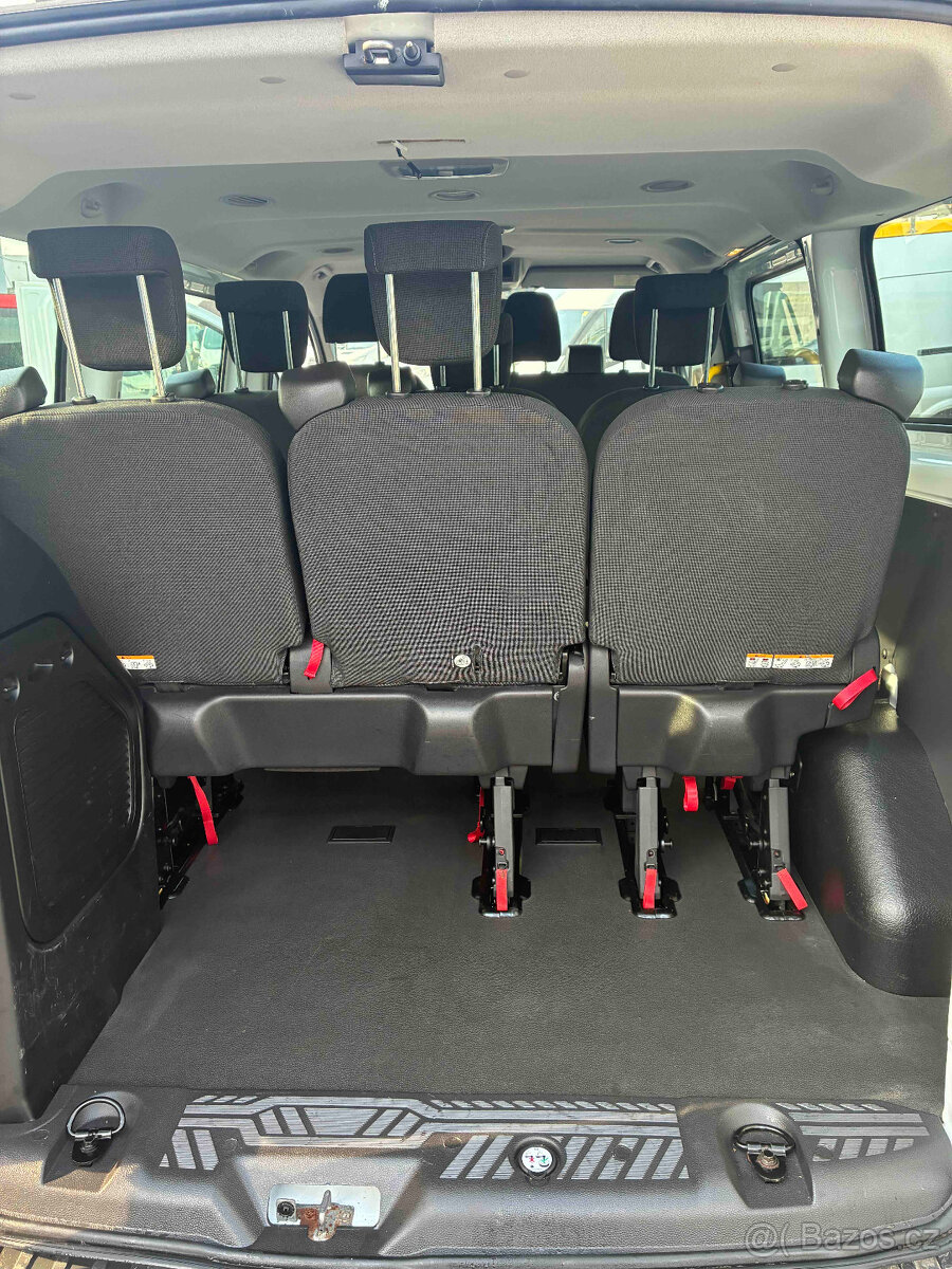 Ford Transit Custom 9 míst, klima - 13