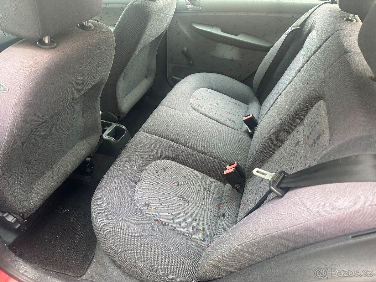 Škoda Fabia Combi 1.4 50kw, TAŽNÉ, STK 9/2026 - 13