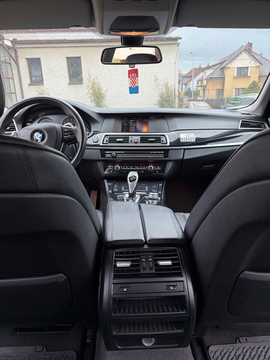 BMW 5 520i 2013 - 13