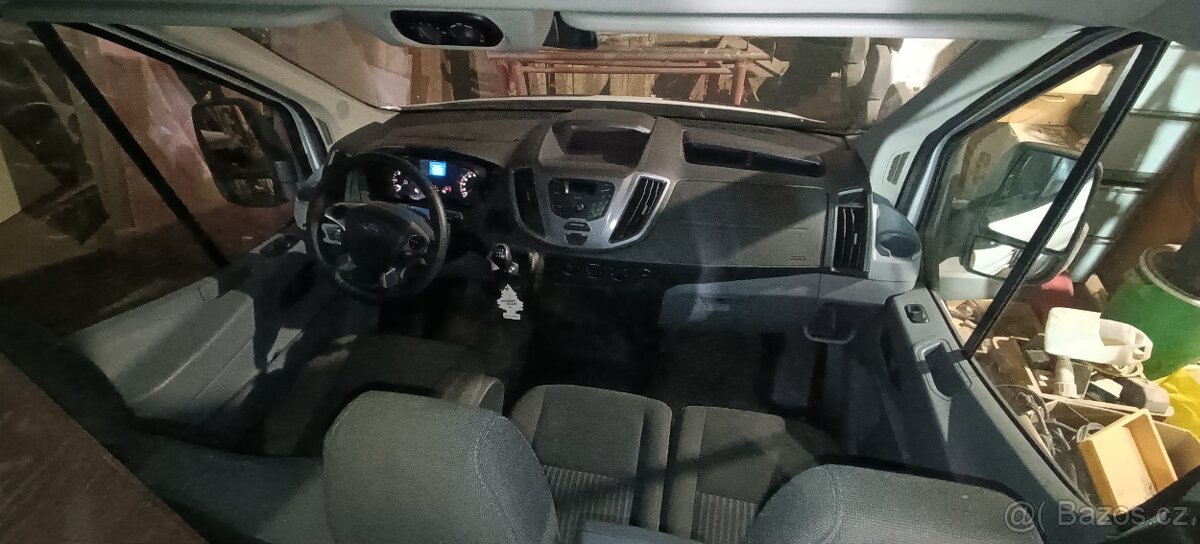 Obytná dodávka Ford Transit - 13