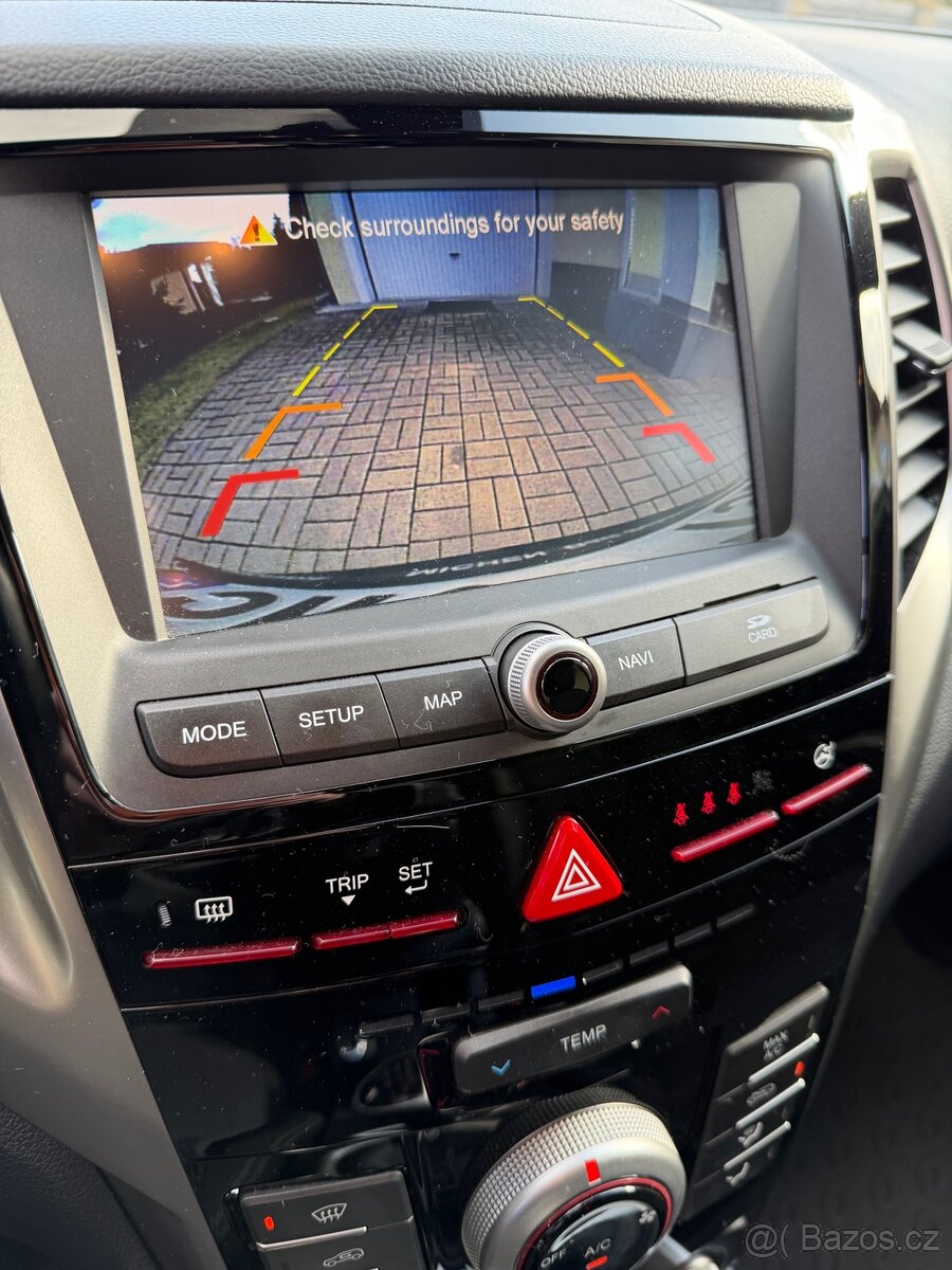 Ssangyong Tivoli 1.6 e-XGi160 - 13