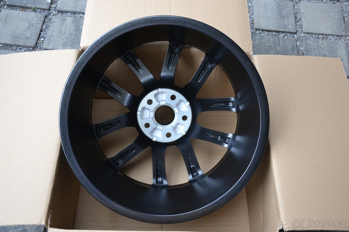 Škoda Octavia III (i RS) –NOVÉ 18 Alu disky 7Jx18 ET51, - 13