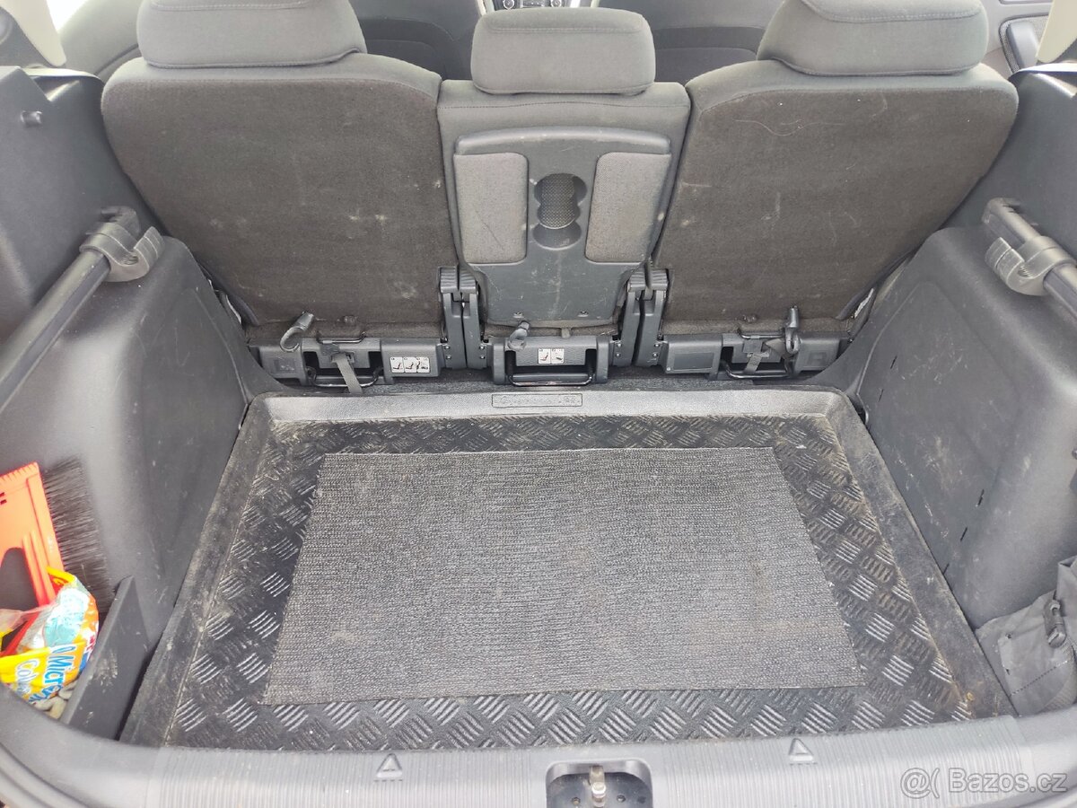 Škoda Yeti,82000 km - 13