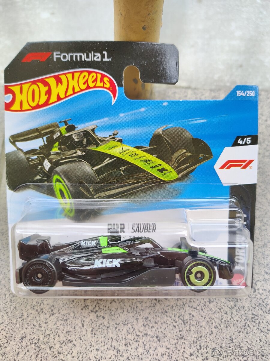 TOP MYSTERY BOXY HOT WHEELS - 13